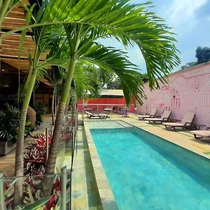 rossa-palma.cali-hotels.com/